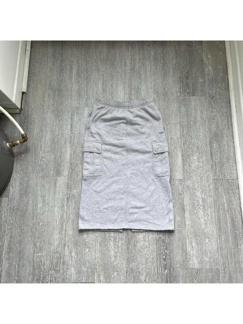 Grey TNA (Aritzia) Long / MIDI Sweat Pants Cargo Skirt (Women’s XS)